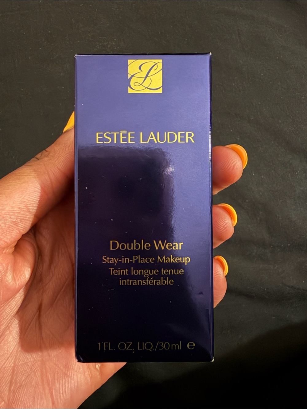 Estee Lauder Double Wear Foundation in 5w1.5. Cinnamon